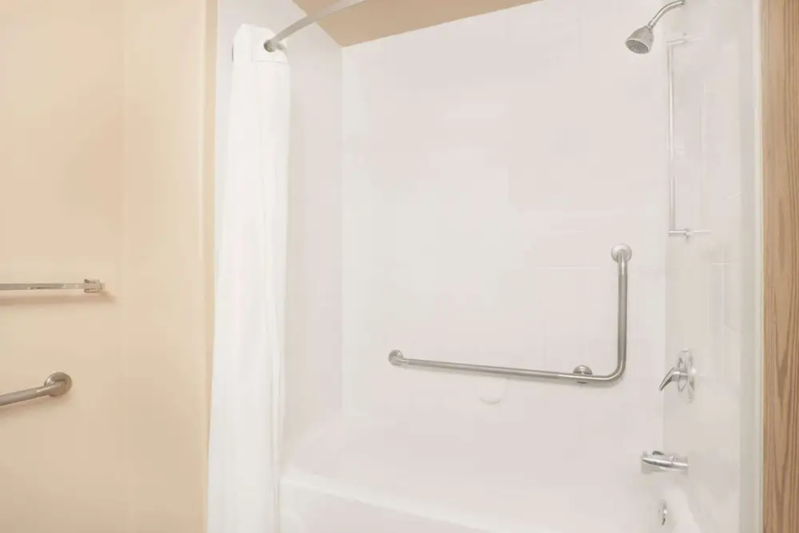 Ramada by Wyndham Cranbrook