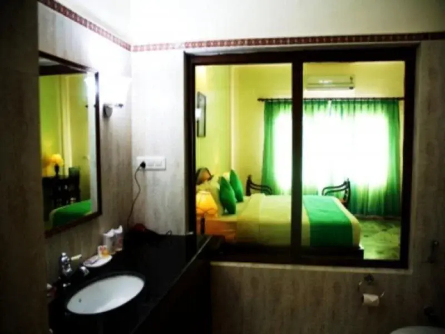 Hotel Surya Vilas Palace