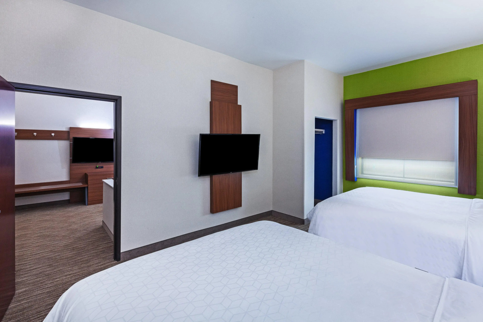 Holiday Inn Express and Suites Longview South I20 by IHG
