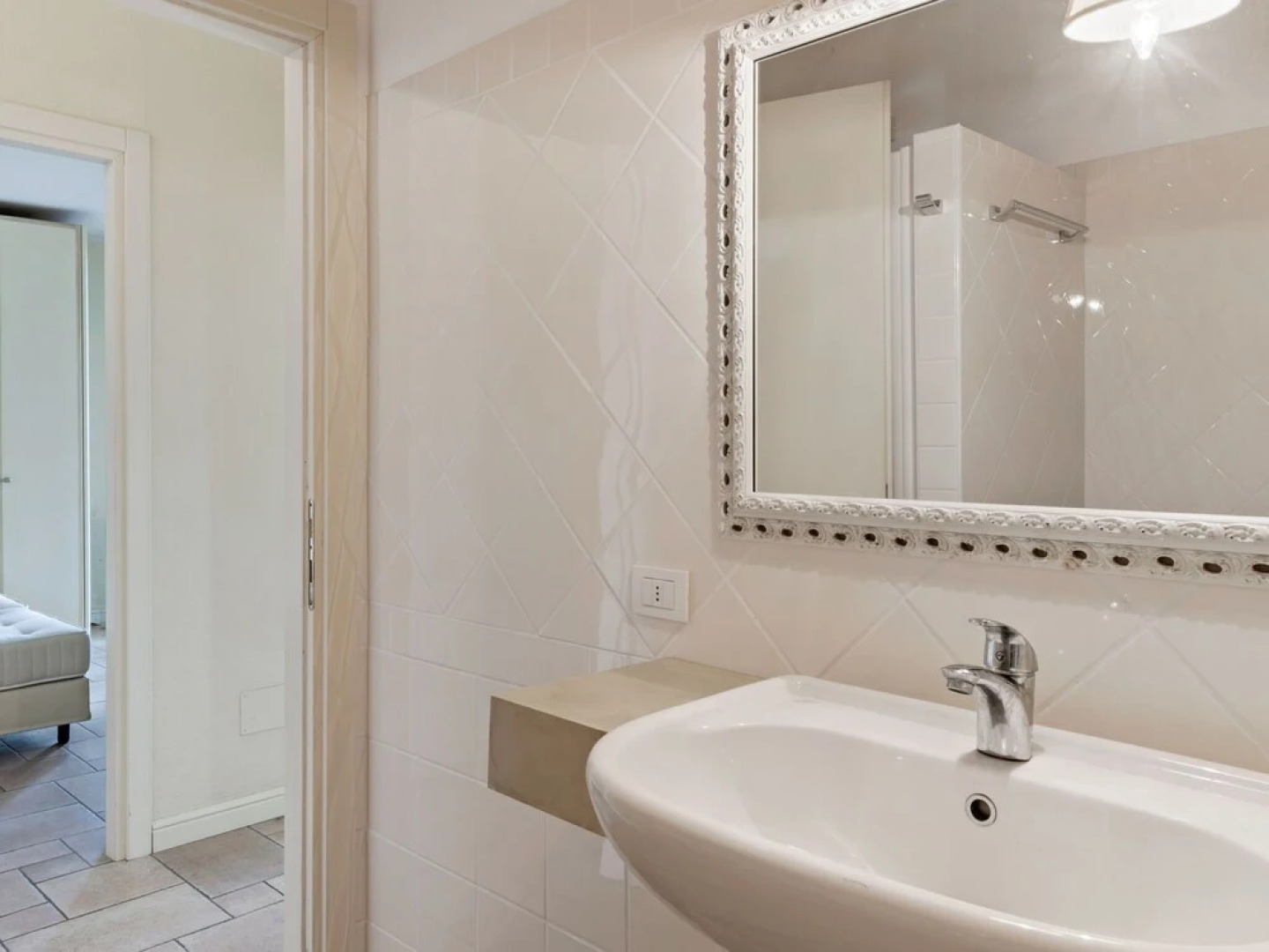 Residential Complex With Panoramic Views and Pool