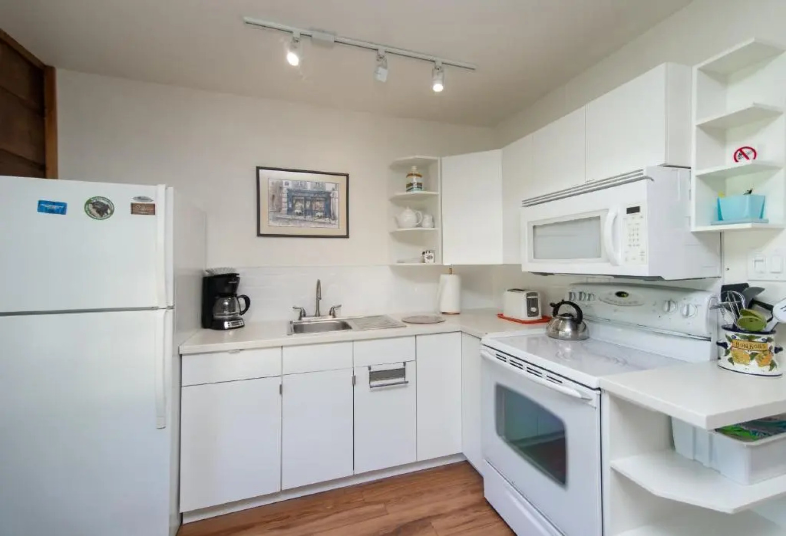 Bye the Bay Bed and Breakfast