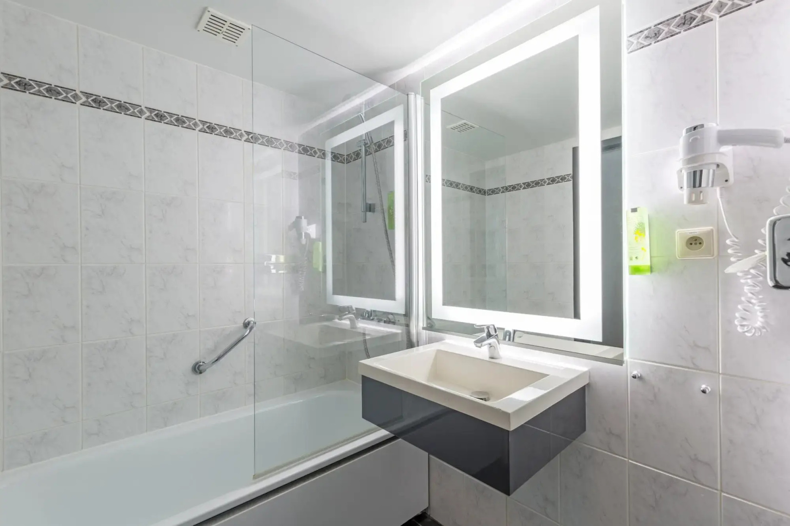 Отель Thon Brussels City Centre