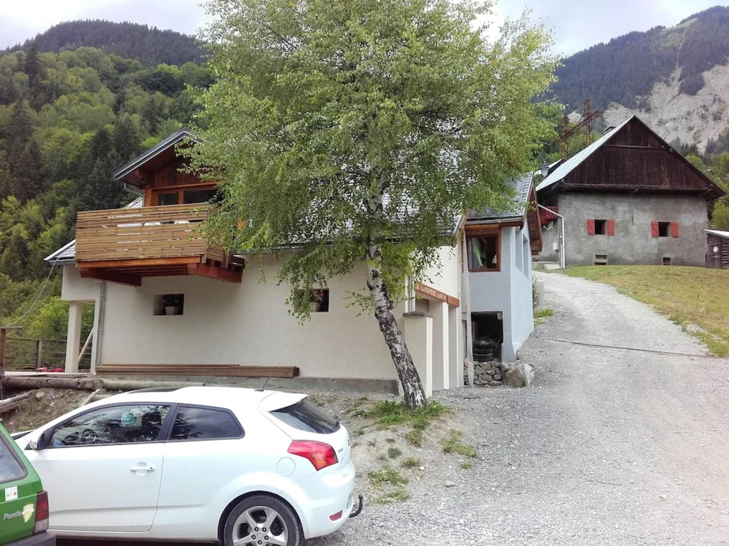 Studio in Saint-jean-d'arves, With Wonderful Mountain View, Furnished