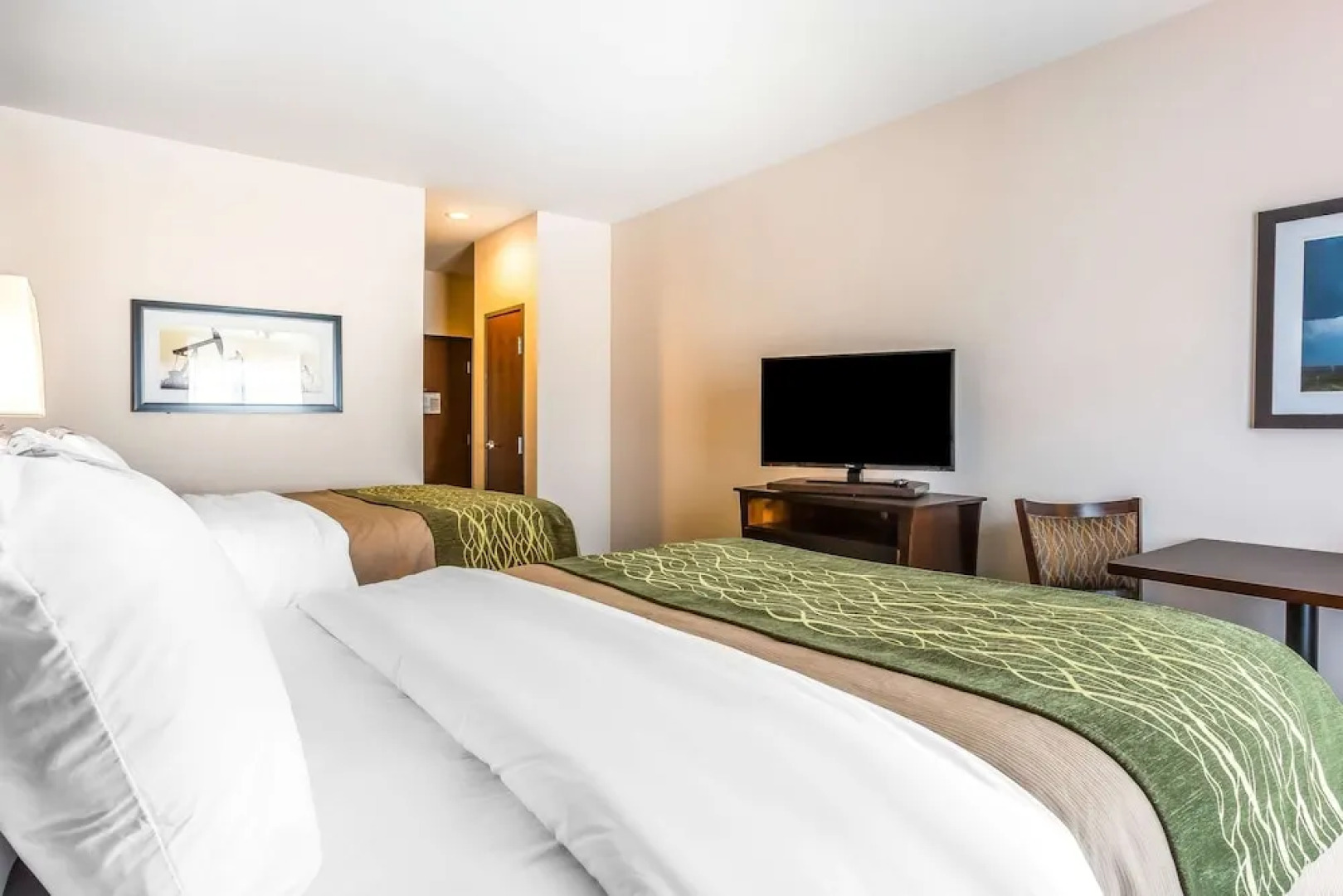 Comfort Inn & Suites Moore - Oklahoma City