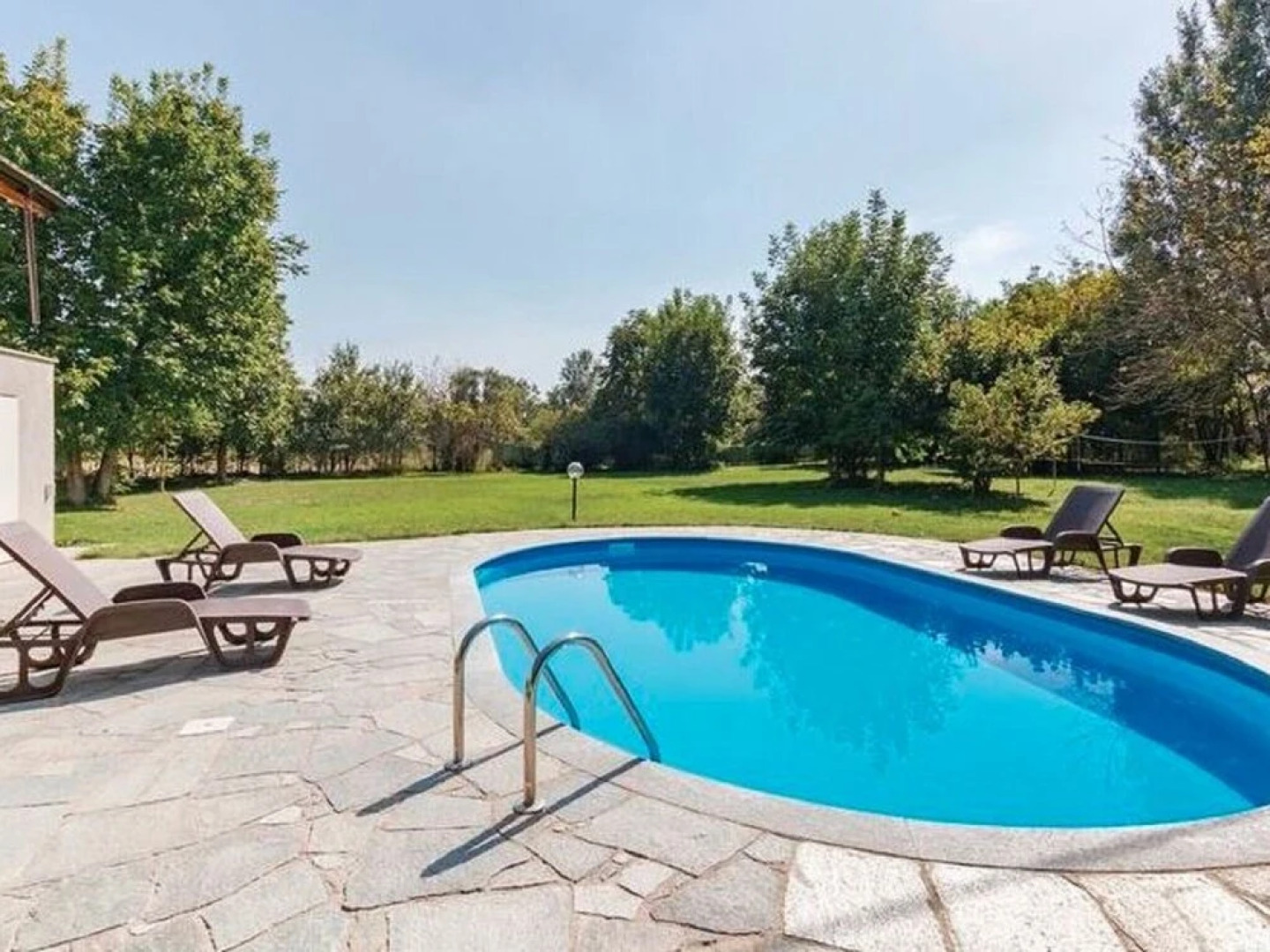 Captivating Holiday Home in Incisa Scapaccino With Pool