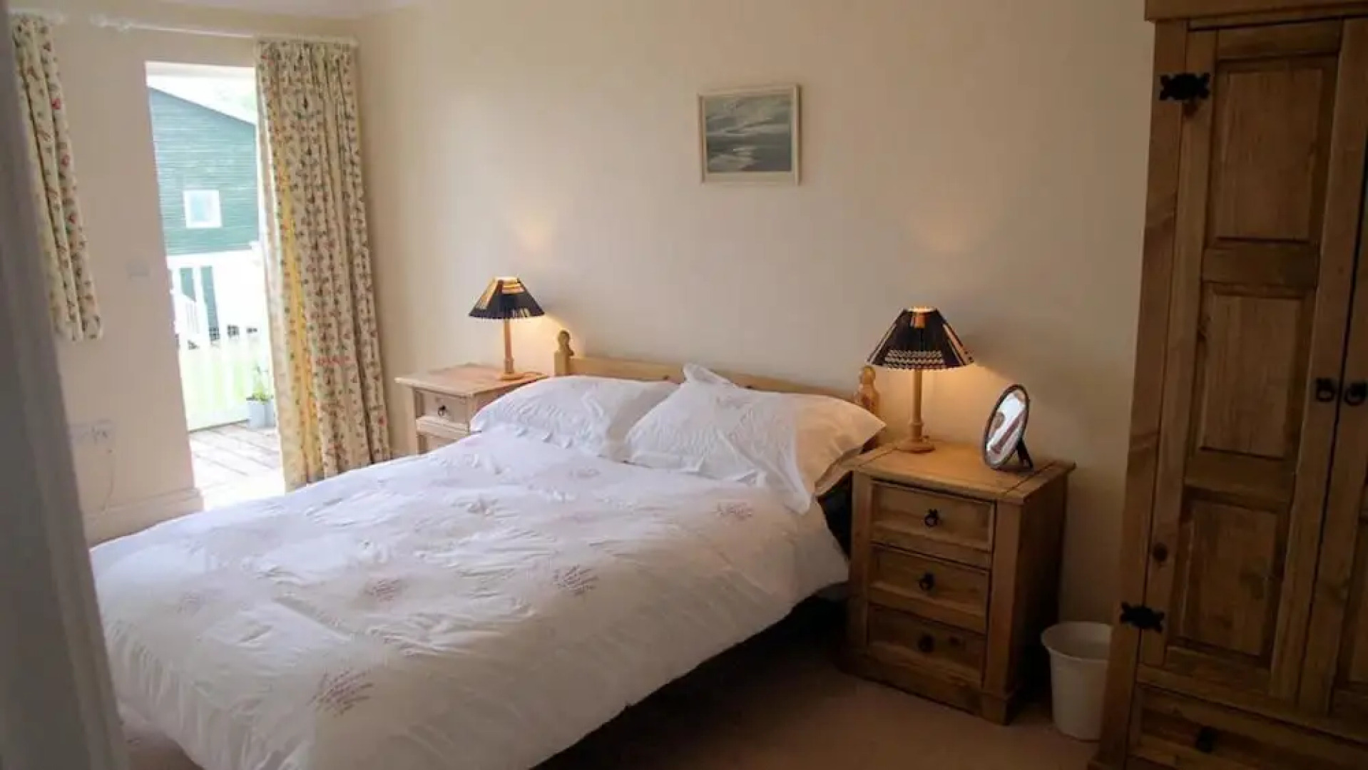 Freshwater Bay Hol Vge 16