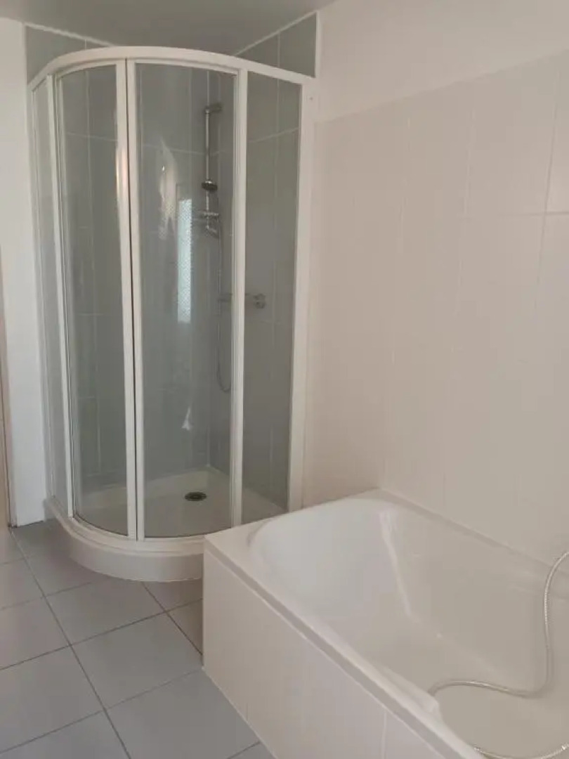 Maison Avec 2 Logements Independants