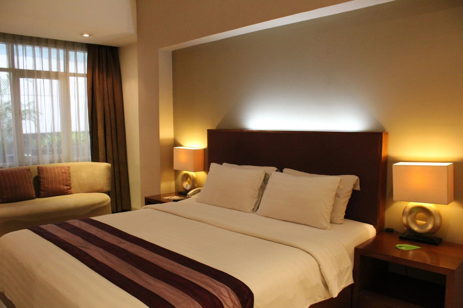 Anggrek Shopping Hotel