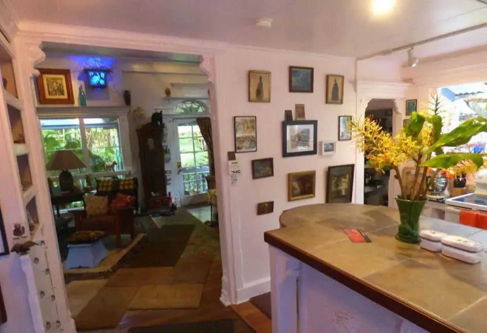 Upcountry Volcano Village Mountain Cottage