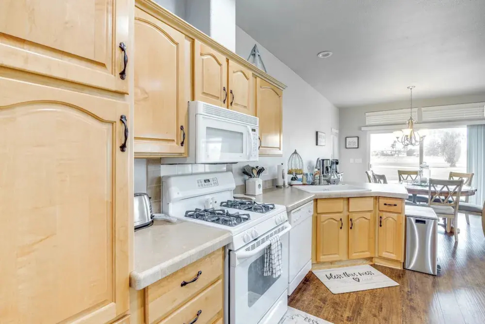 Walk to Colorado River: Needles Gem w/ Pool Access