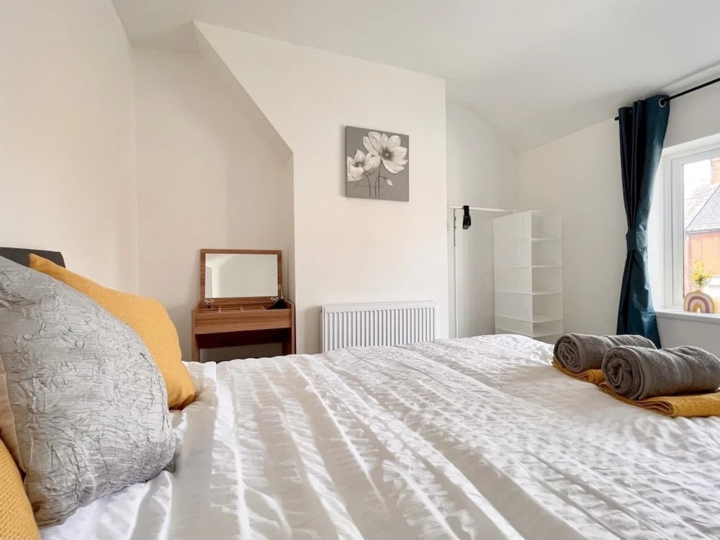 Worksop Newly Refurbished 2-bedroom House