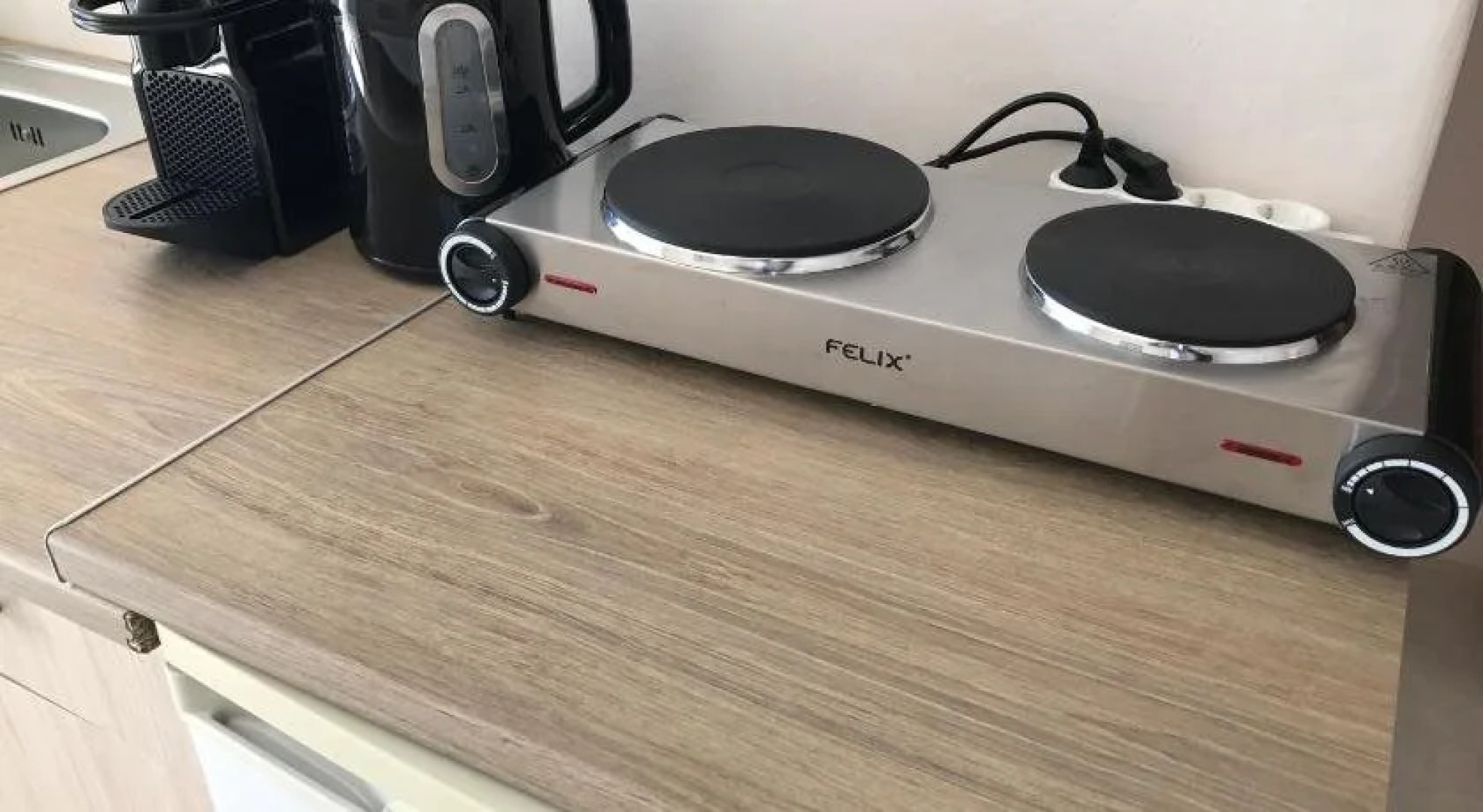 Anixi Lounge Suites - Adults Only