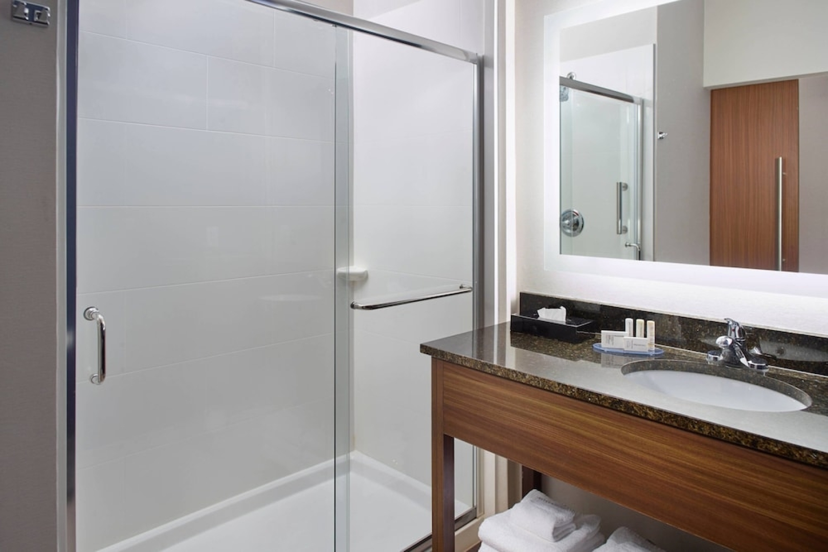 Fairfield Inn & Suites By Marriott Asheville Airport/Fletcher