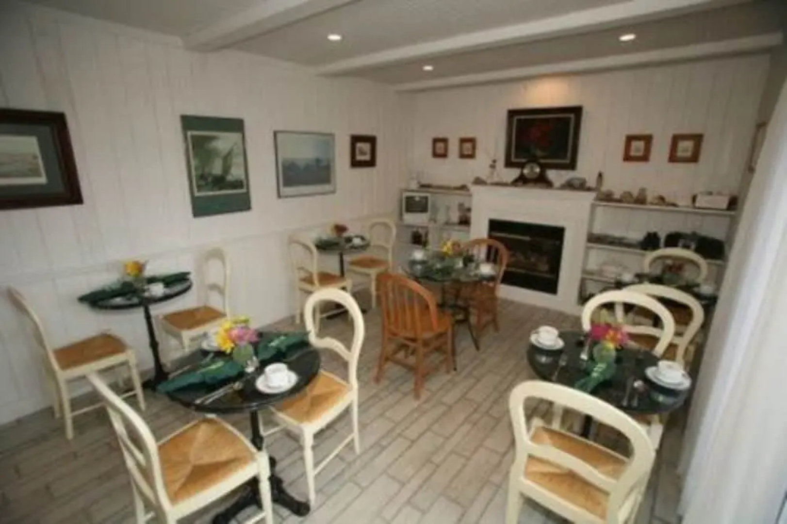 North Coast Country Inn