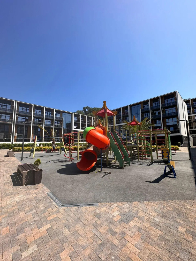 Море тут на улице Львовская