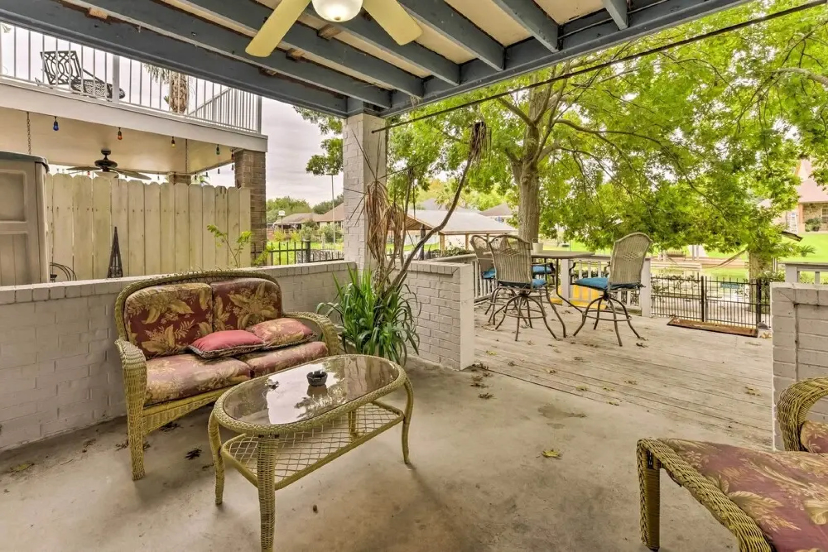 Quiet Lake Conroe Townhome w/ 2 Boat Slips!