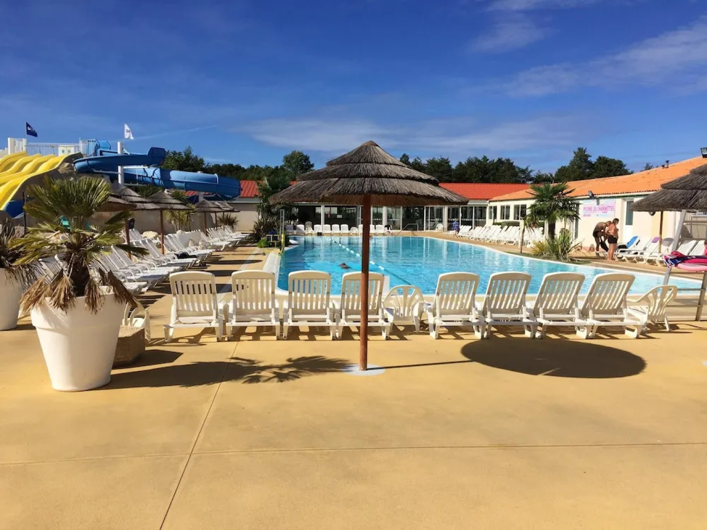 Property With 3 Bedrooms in Les Mathes, With Pool Access and Furnished