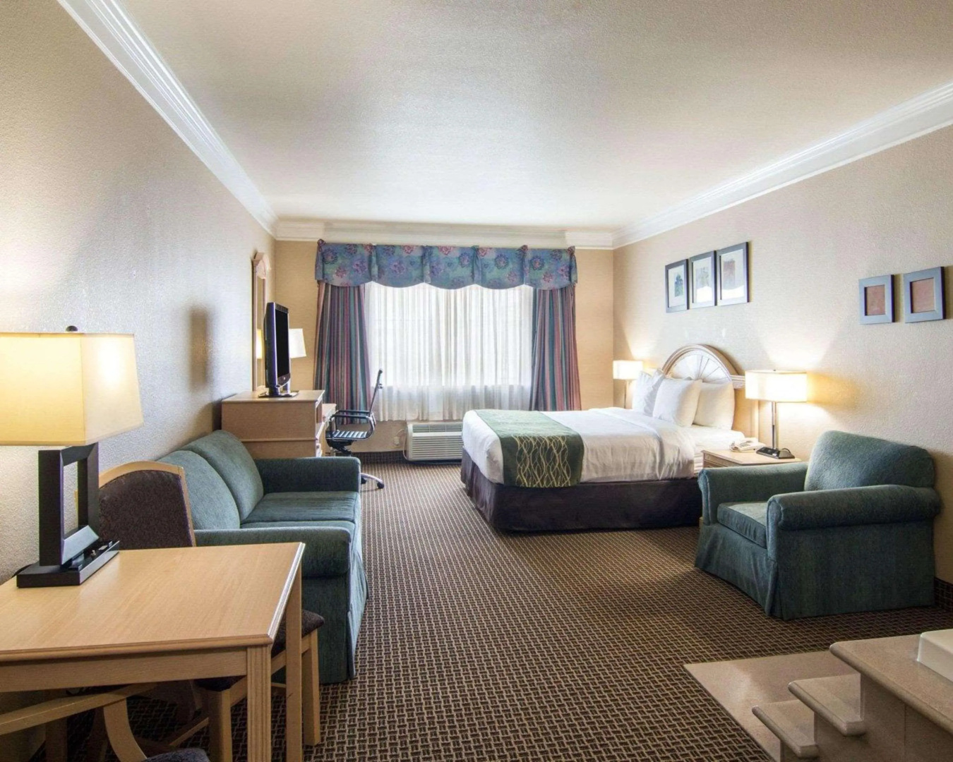 Comfort Suites Kingwood Houston North