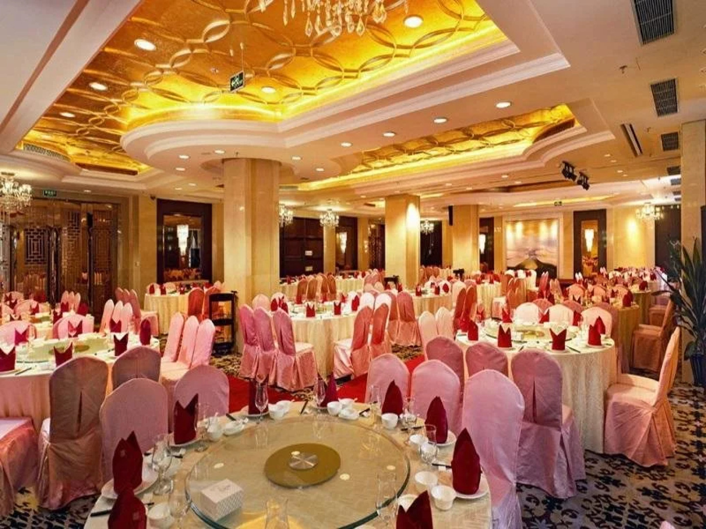 Days Hotel & Suites Hillsun Chongqing