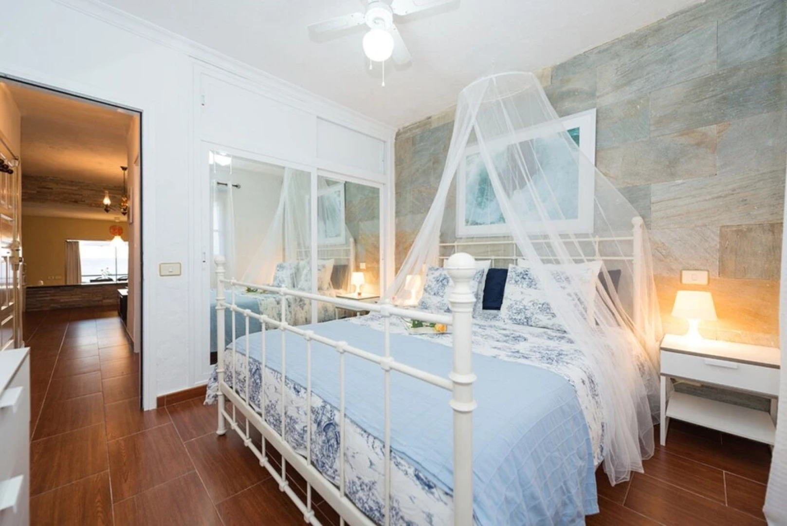 Apartment 50 Meters from the sea GC16