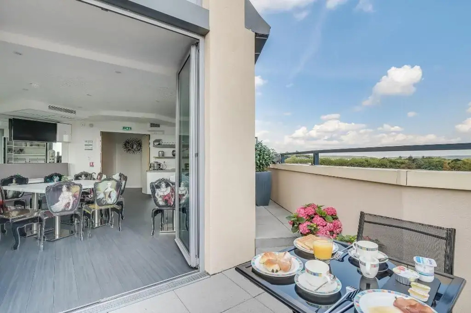 Hôtel Versailles Chantiers