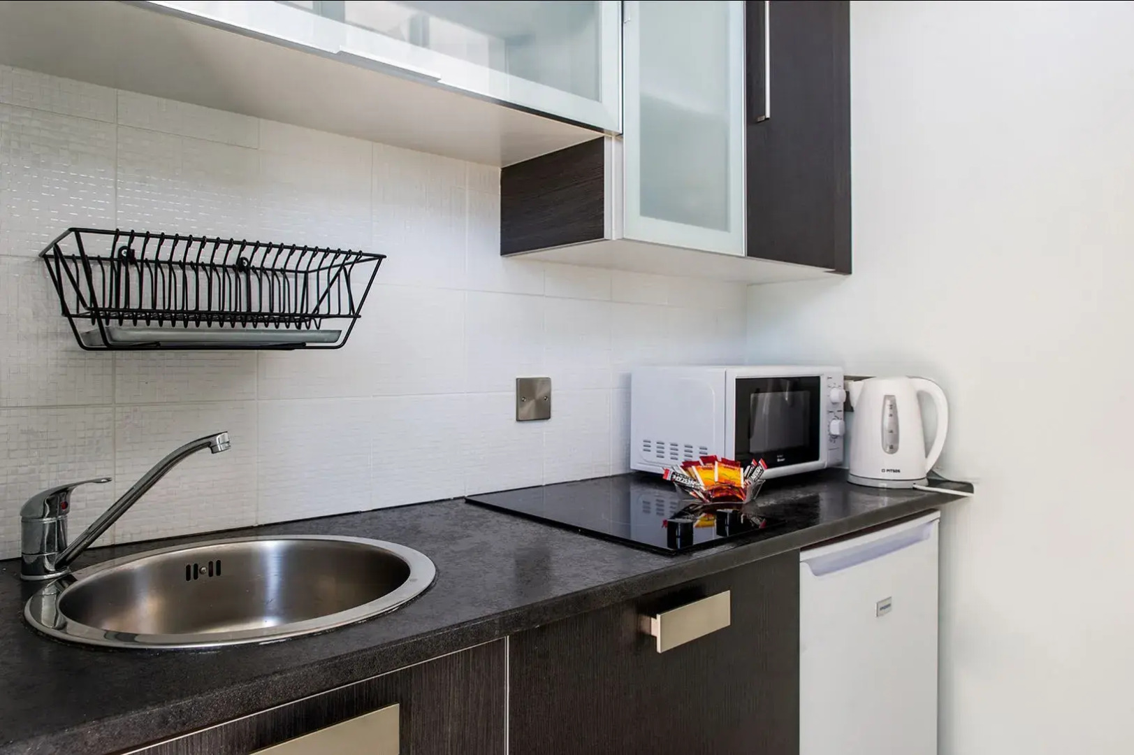 Mesogios House Suites