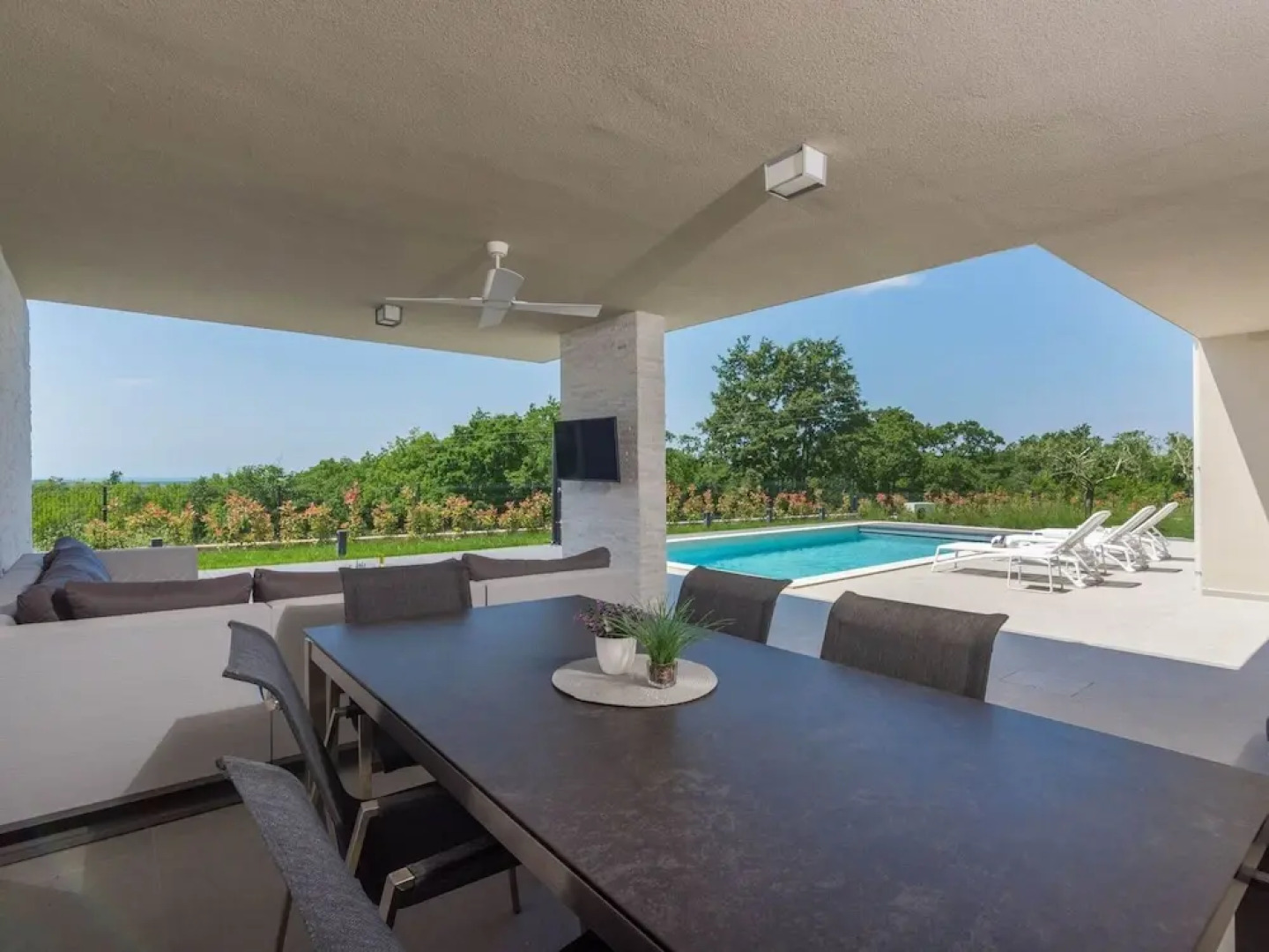 Apartment in Croatia Near the Coast