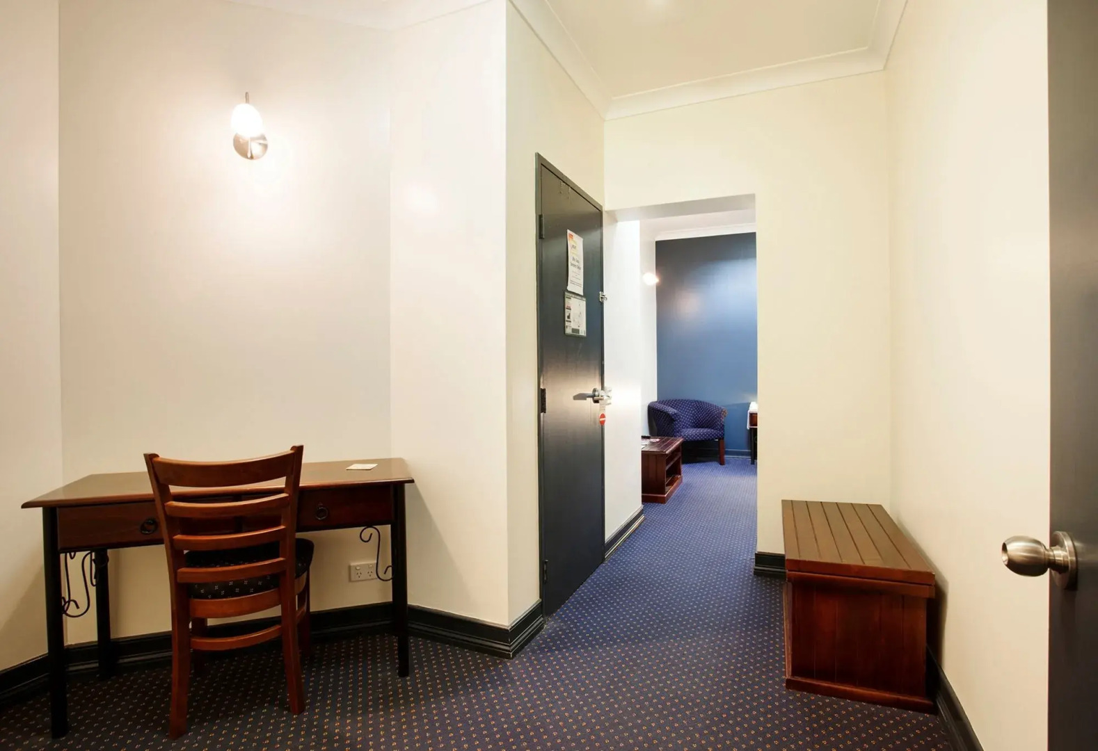 Nightcap at Atherton Hotel