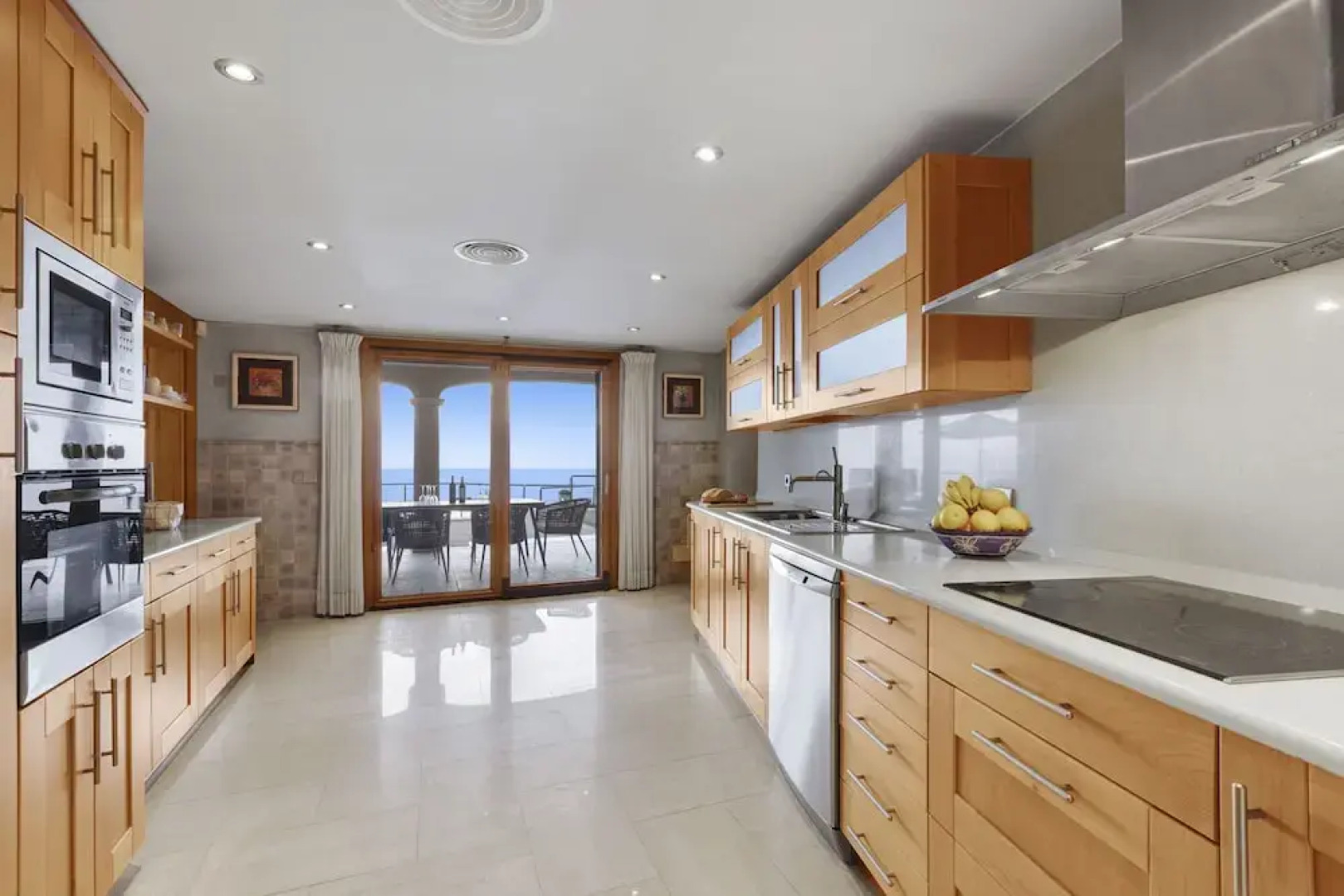 Luxury Villa Luna Suites frente al mar