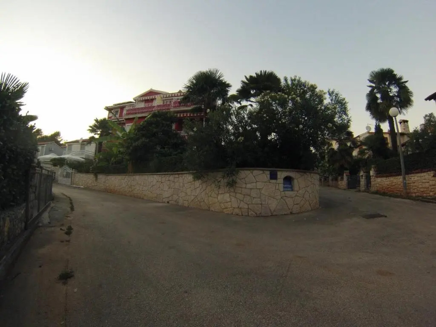 Guesthouse Ava