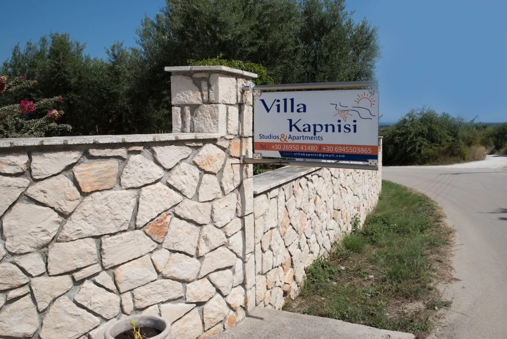 Villa Kapnisi