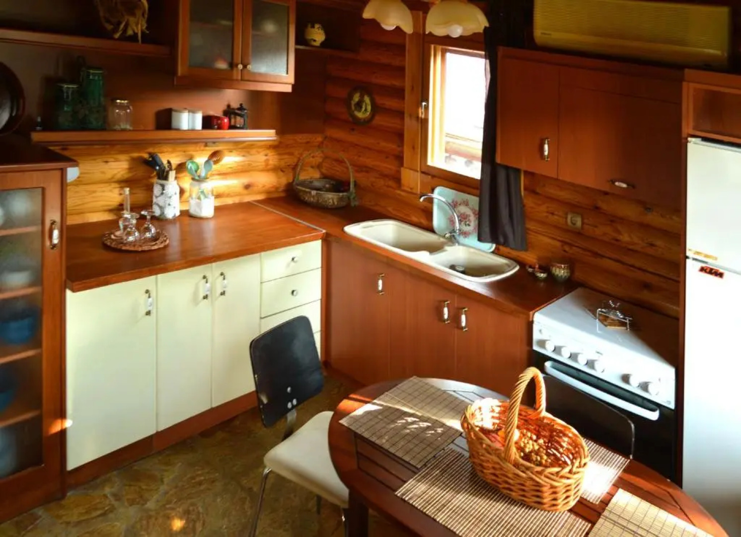 Ξύλινο σπίτι (κορμόσπιτο, μεζονέτα, EcoHouse)