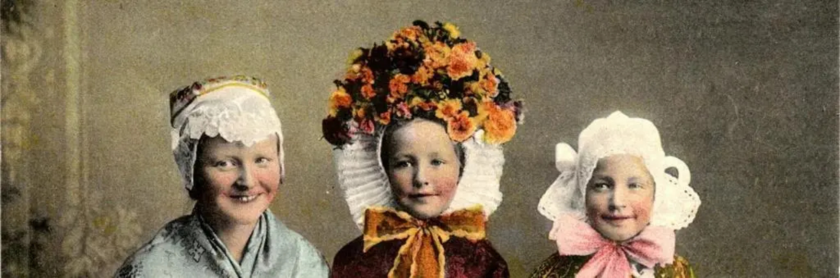 The 'Loft' Apartment- "Den Gule Svane" Guest House - near Rønne & Beach