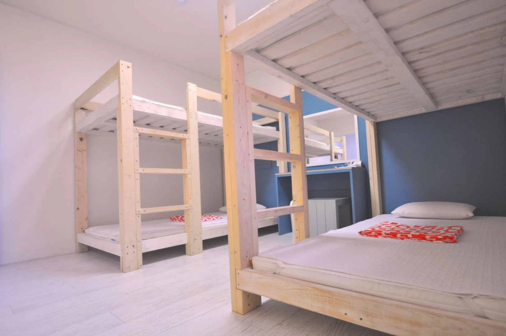 Slow Citi Guesthouse - Hostel