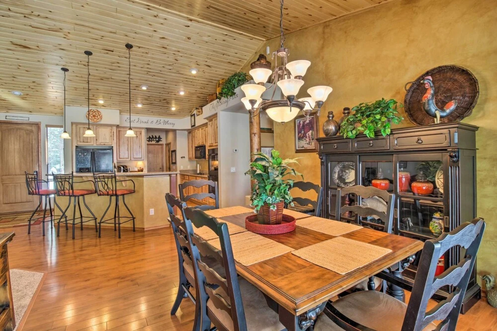 Wooded Show Low Home Near Fool Hollow Lake!