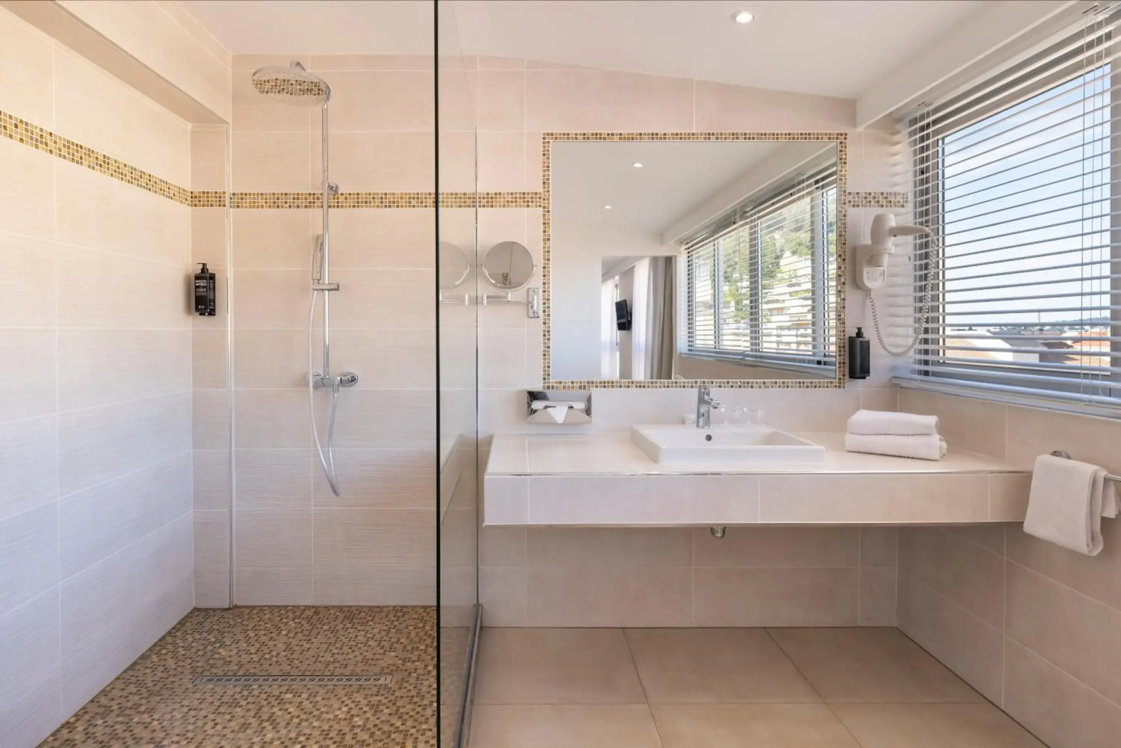 ibis Styles Menton Centre