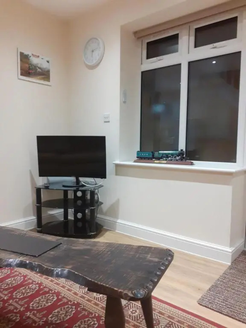 Station Retreat 6B Comberton Terrace