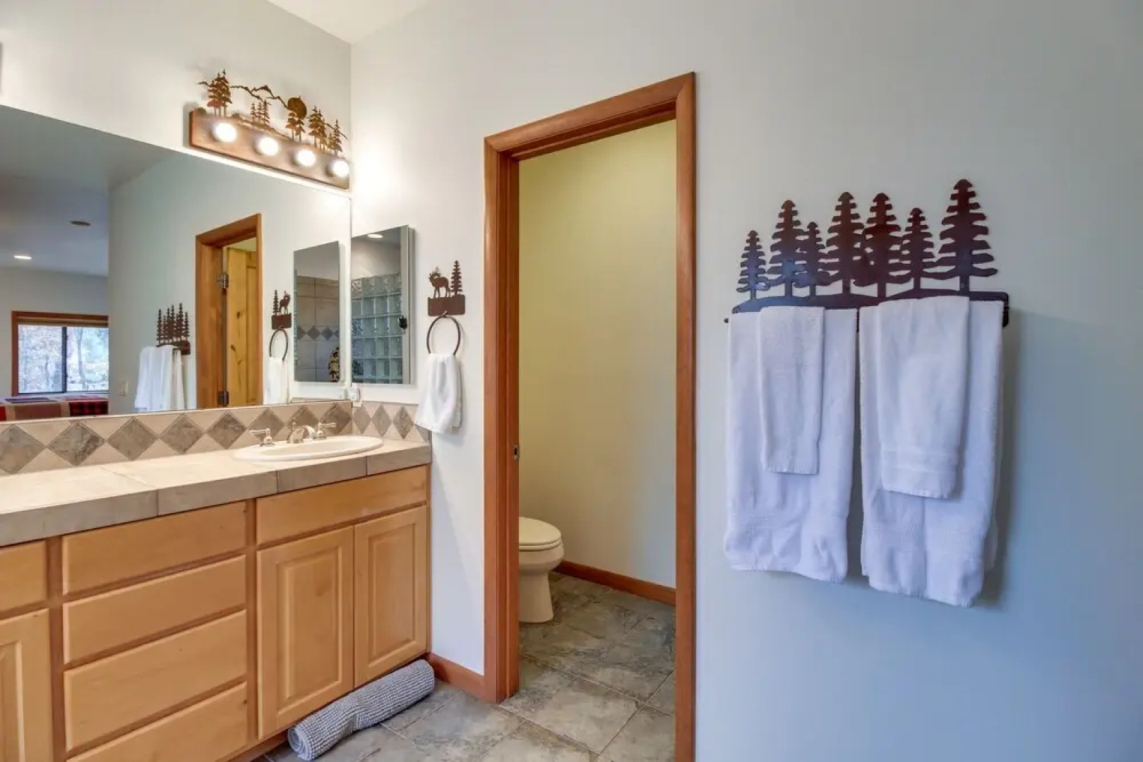 Show Low Home ~ 4 Mi to Fool Hollow Lake!