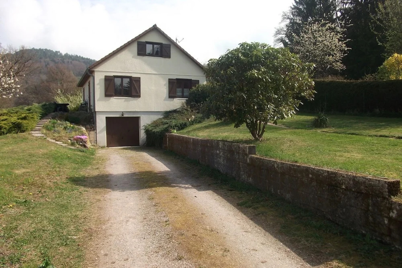 House With 4 Bedrooms in Aumontzey, With Wonderful Mountain View, Furn