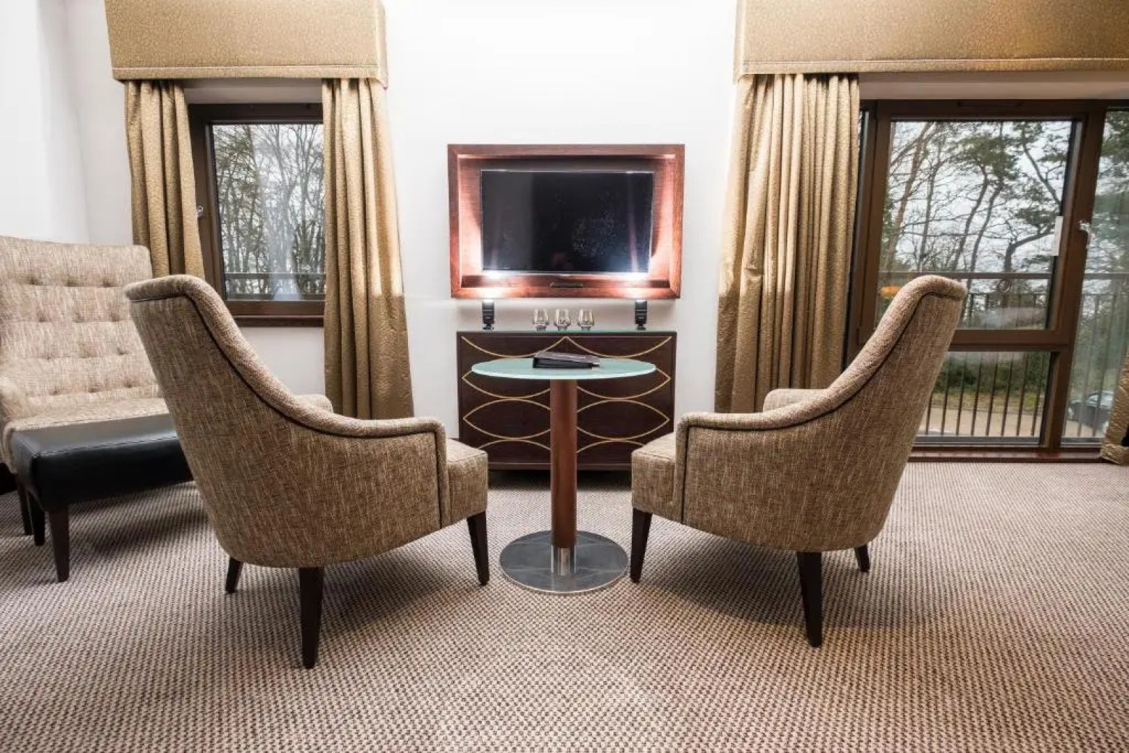 Parklands Hotel & Country Club