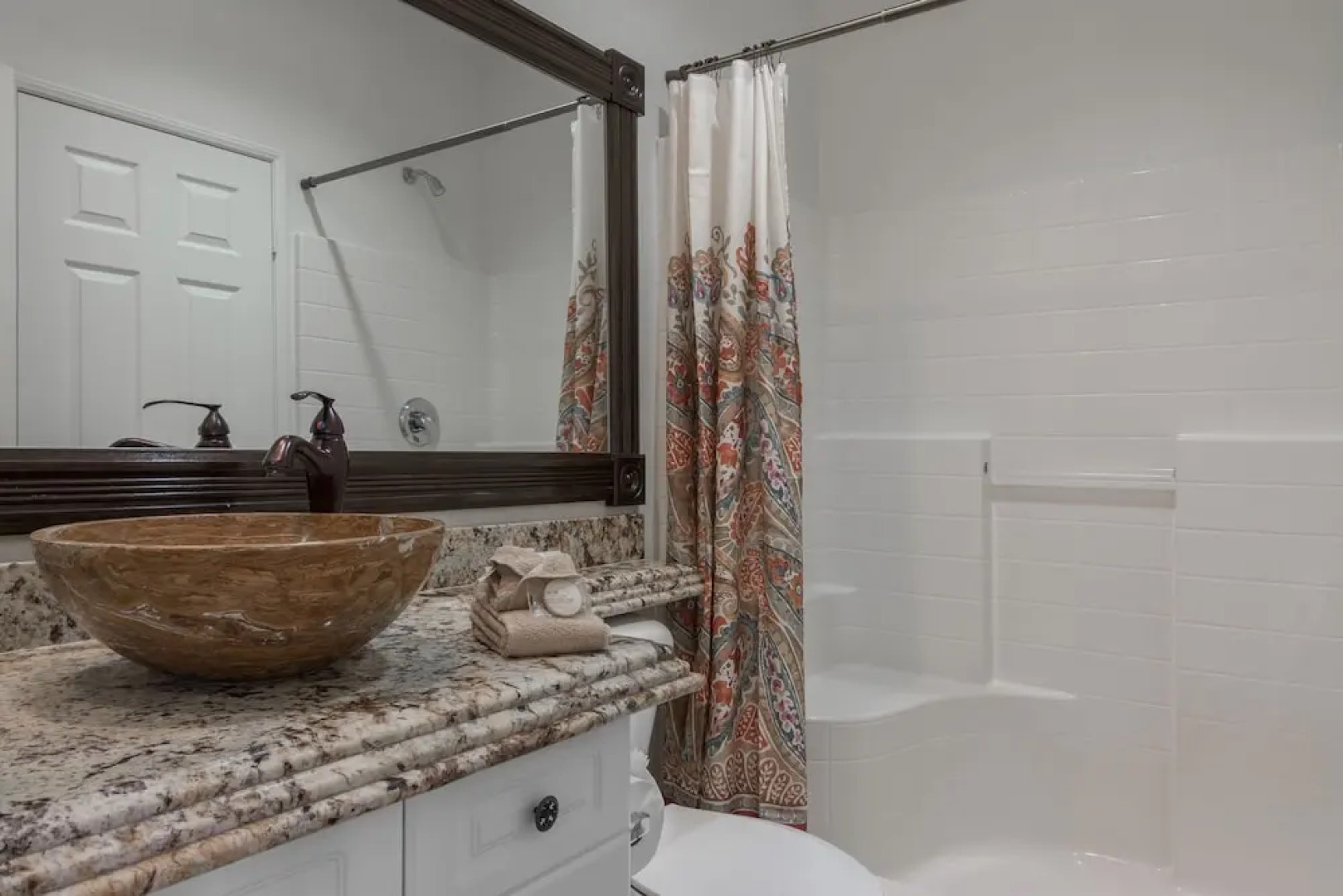 Aquarius of the Desert Six Bedroom House