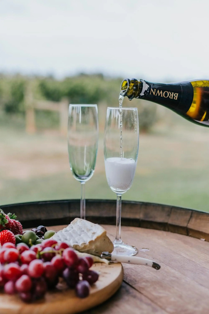 Milawa Vineyard Views - Guesthouse 1