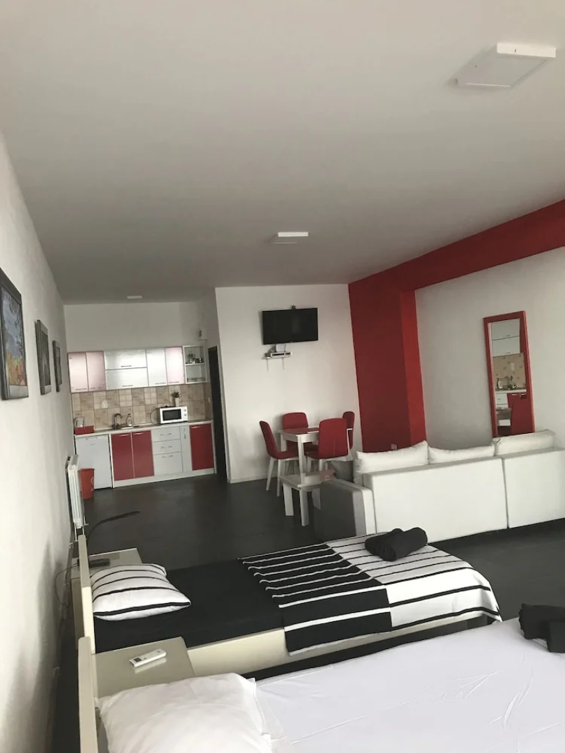 Apartments Red Beach
