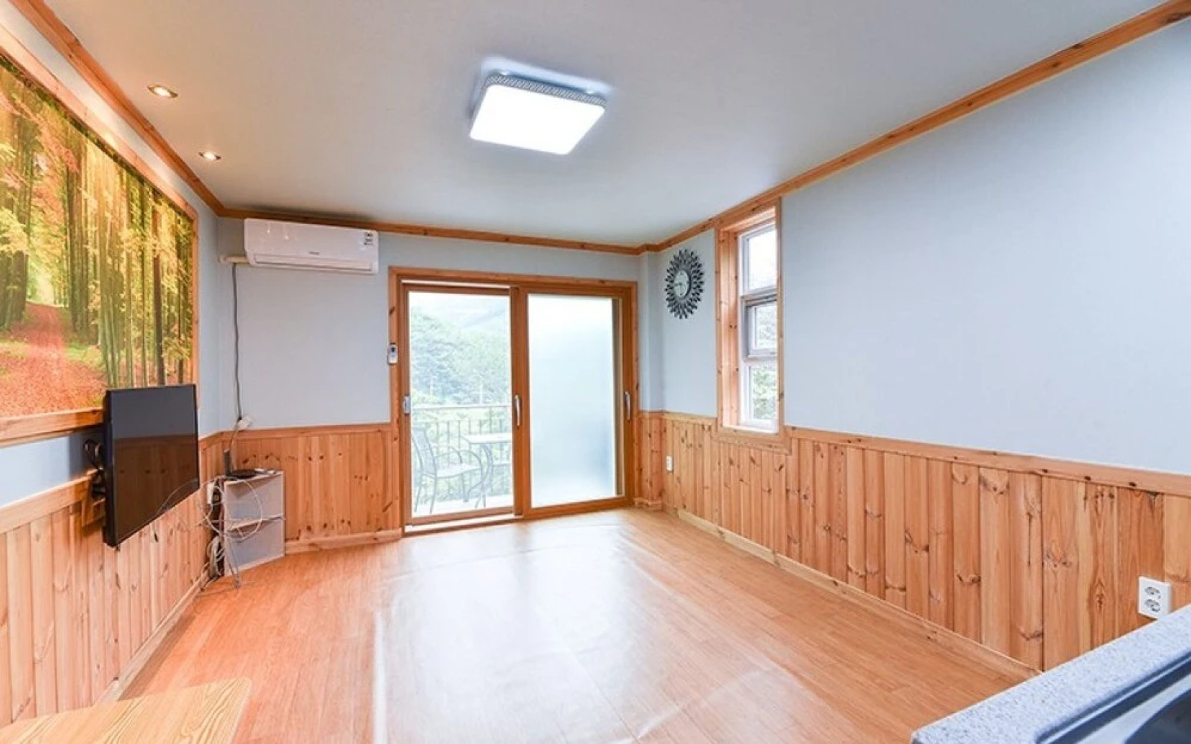 Gwangyang Banwolsanjang Pension