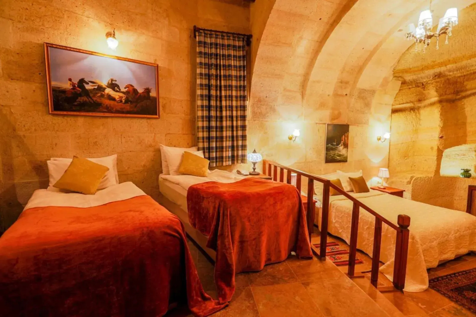 Sinasos Palace Cave Hotel