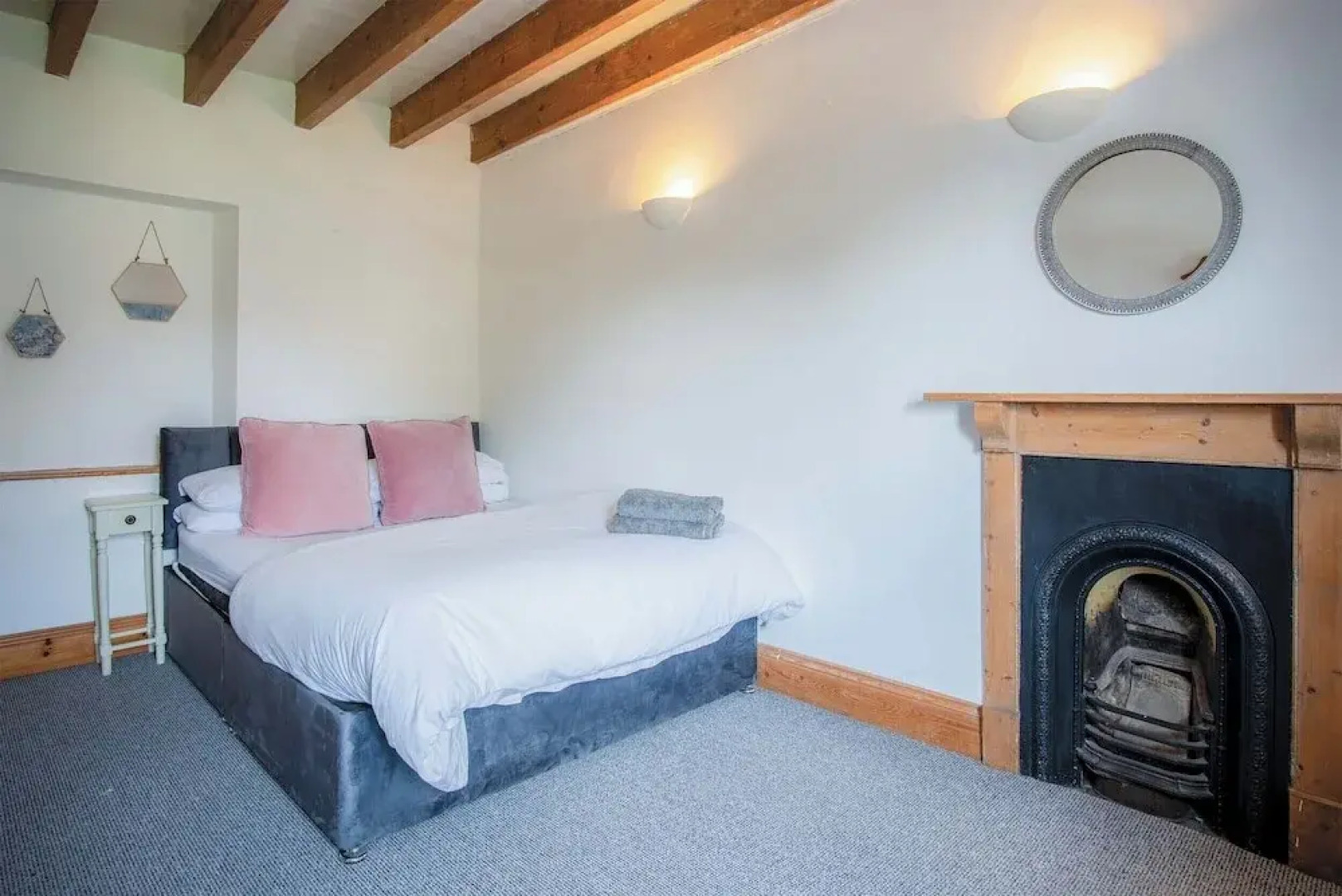 Angle Adventures - 4 Bed Cottage - Angle