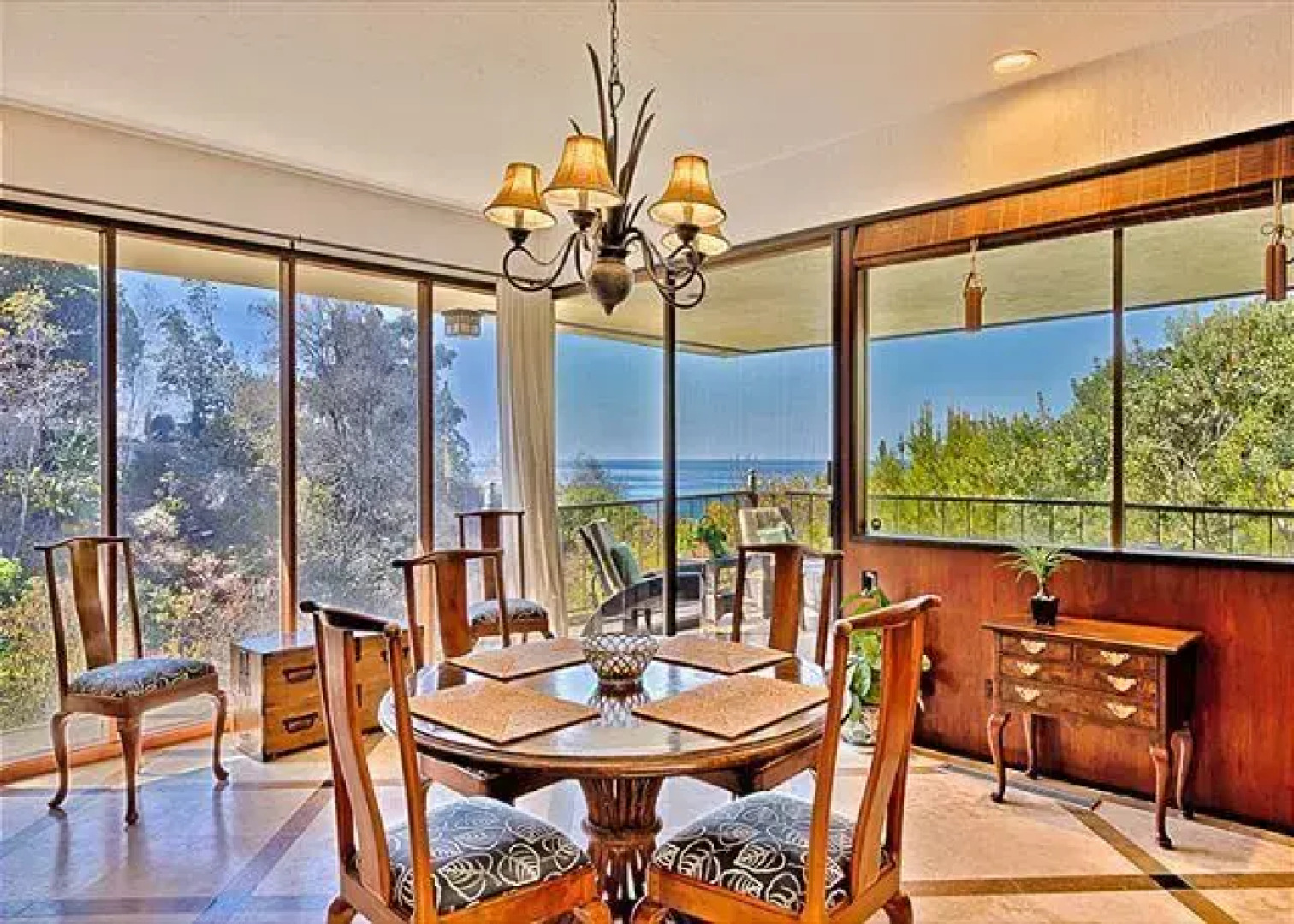 Tranquilty On The Cove