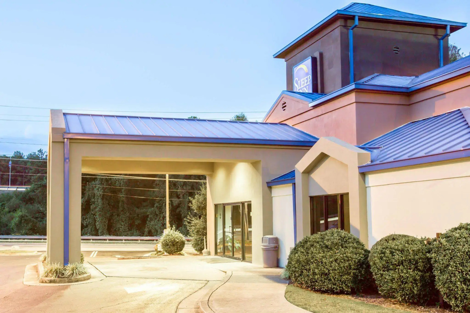 Rodeway Inn Austell Six Flags