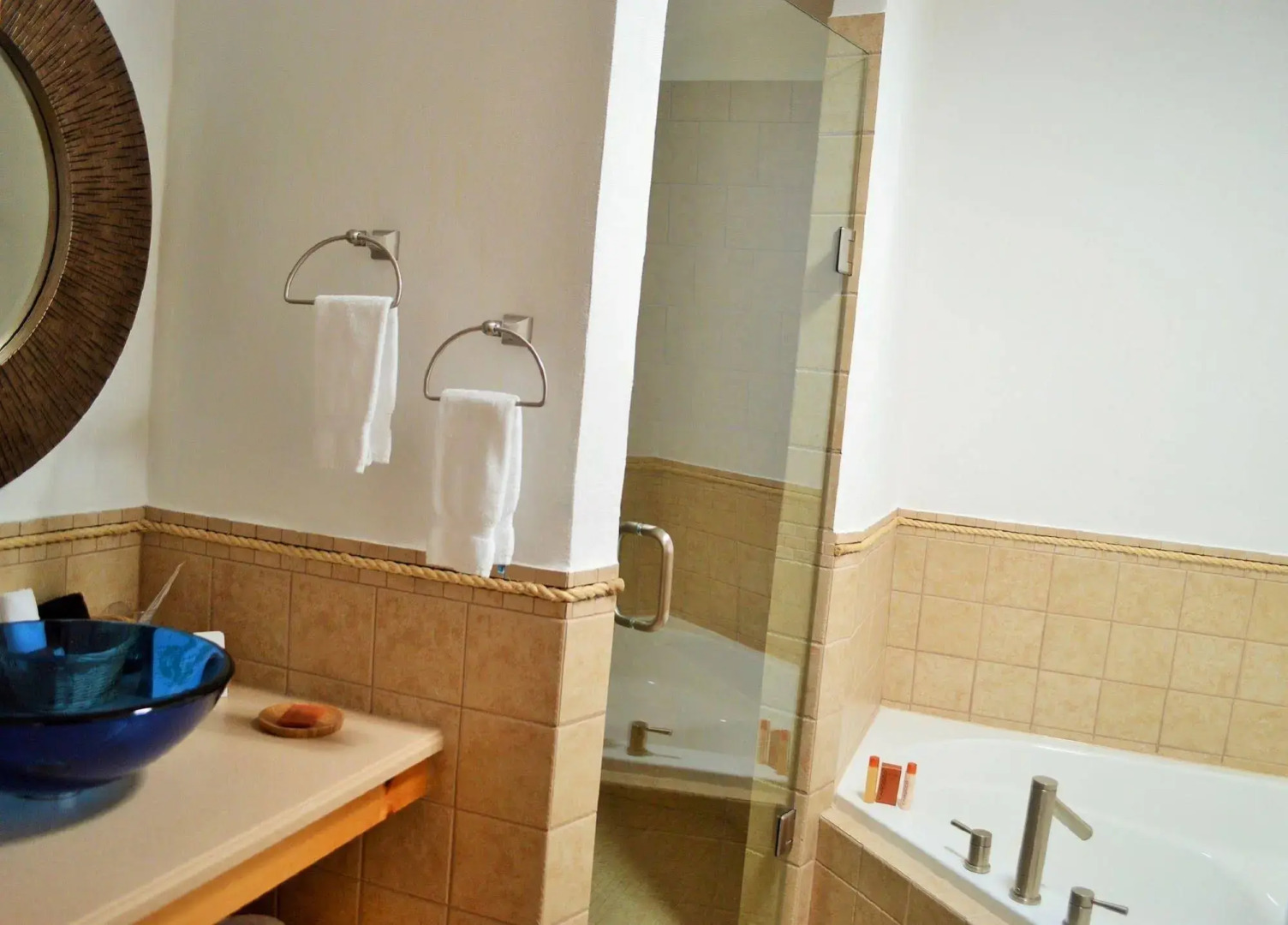 The Mariner King Inn