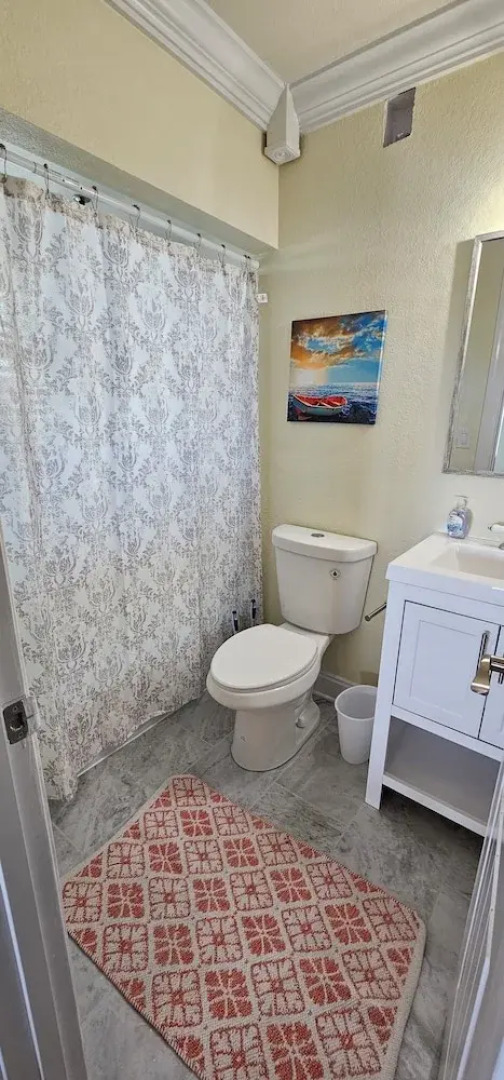 1817 Oceanfront Bed & Breakfast